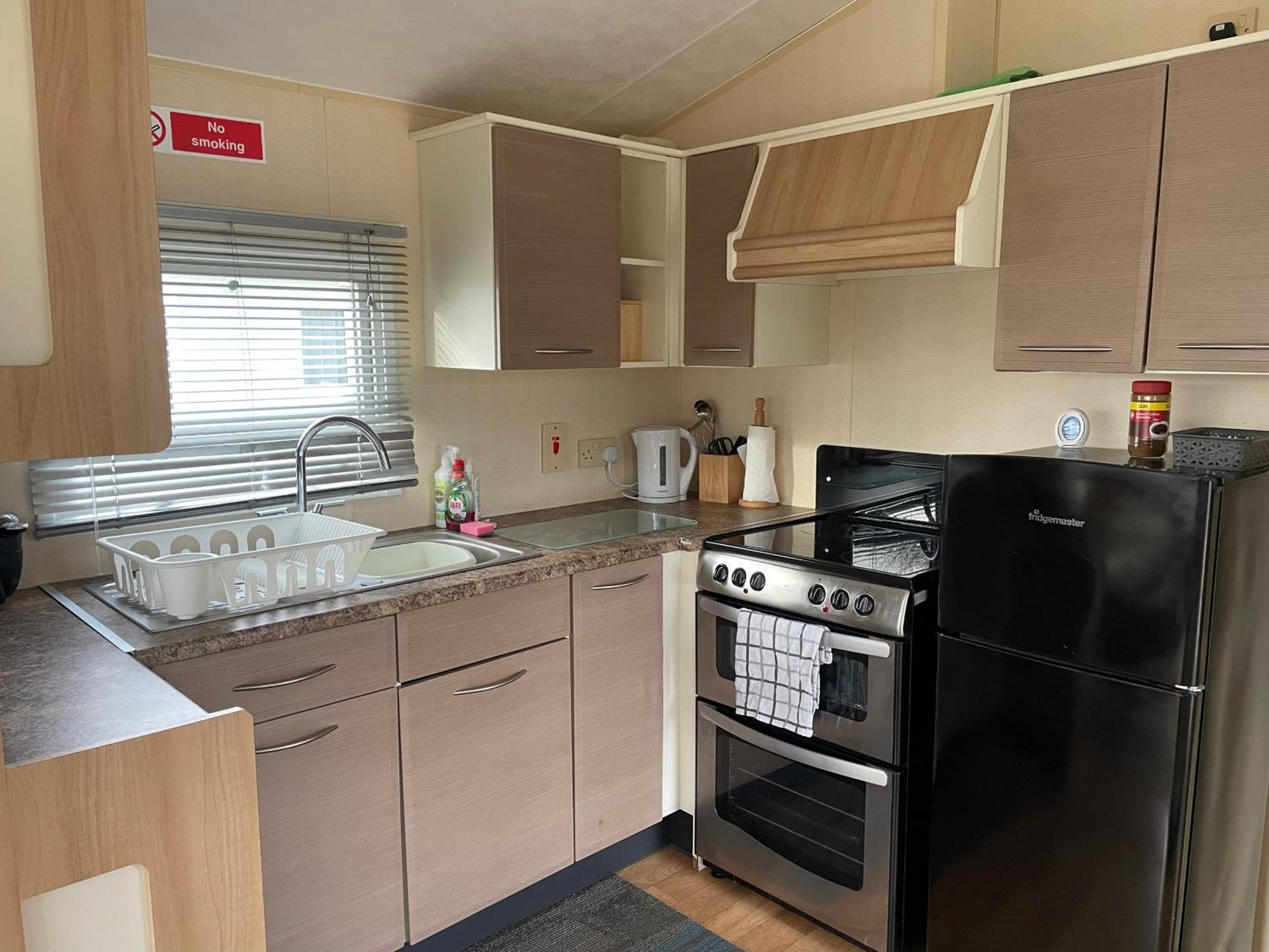 Cosy 3 Bedroom Caravan, South Cerney Ngoại thất bức ảnh